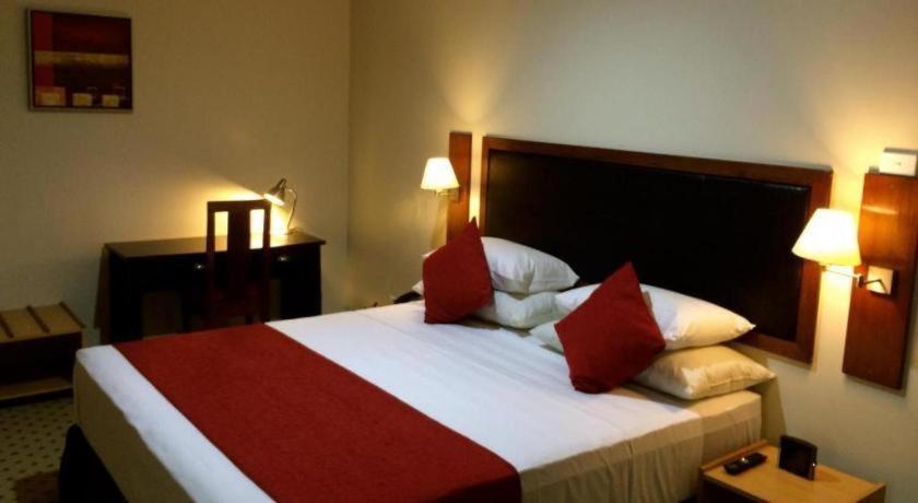 Victoria Palms Hotel Suva Exteriör bild
